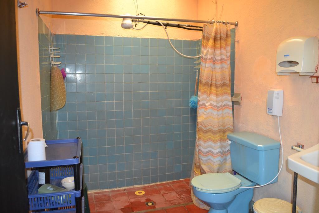 Hostal Morenos Антигуа-Гватемала Экстерьер фото